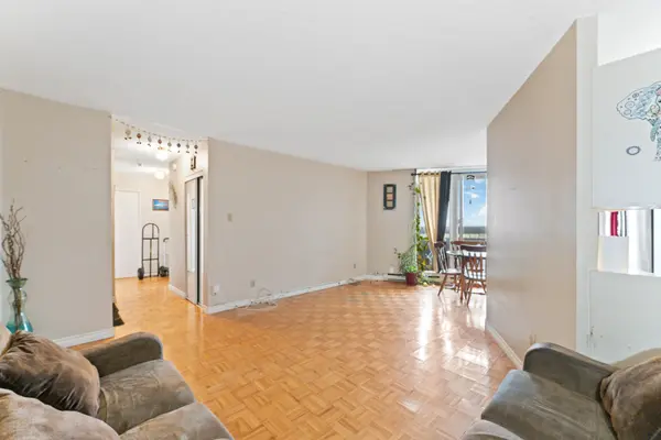 2020 Jasmine CRES #1218, Beacon Hill North - South And Area, ON K1J 8K5