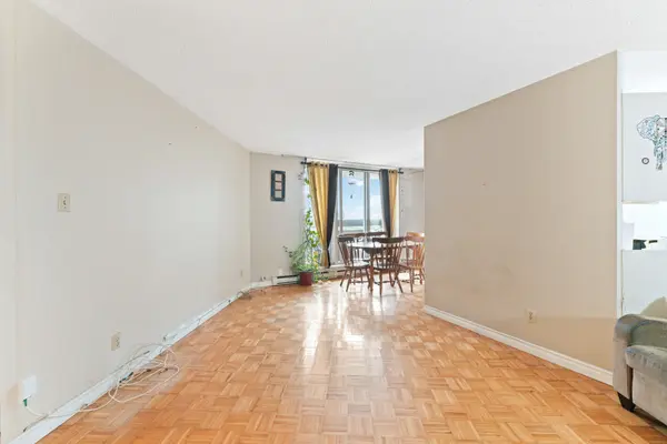 2020 Jasmine CRES #1218, Beacon Hill North - South And Area, ON K1J 8K5