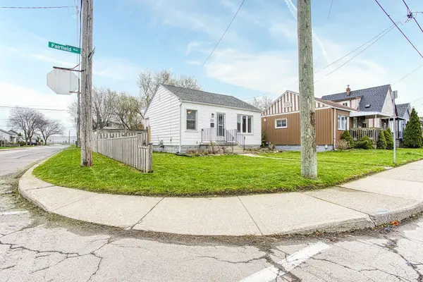 352 Fairfield AVE, Hamilton, ON L8H 5H8