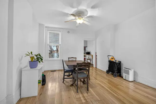 149 Stewart ST, Peterborough, ON K9J 3M3