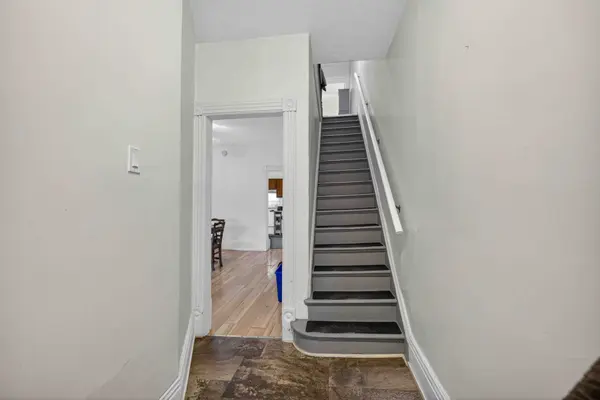 149 Stewart ST, Peterborough, ON K9J 3M3