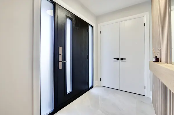 91 Forestgate DR, Hamilton, ON L9C 6A4