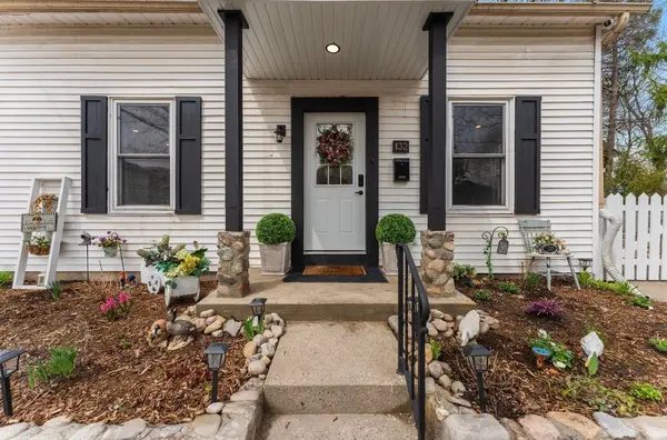 132 Waterloo ST N, Cambridge, ON N3H 1M8