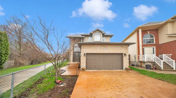 949 Blythwood RD, London North, ON N6H 5W1