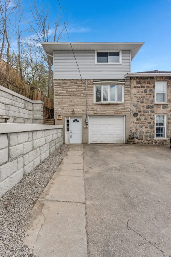 19 Birch ST, Cambridge, ON N1R 2M2