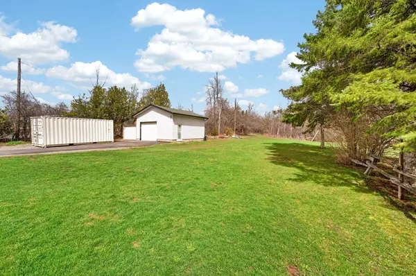 742 Wallbridge-Loyalist RD, Belleville, ON K8N 4Z5