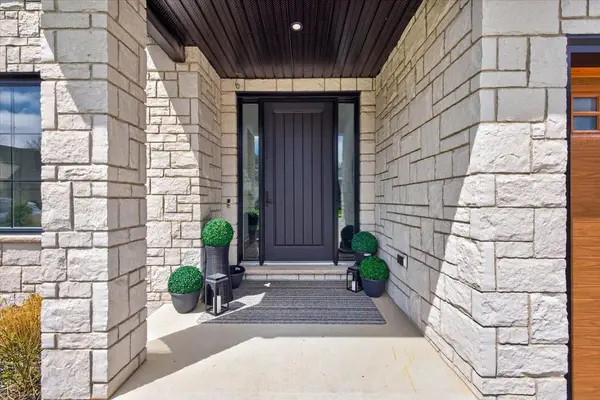 124 OPTIMIST DR, Southwold, ON N5P 0G2