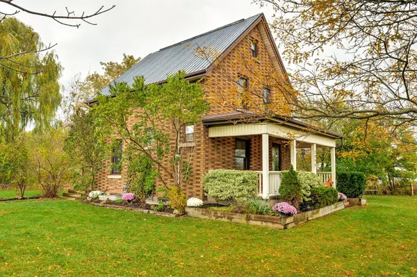 2090 Haldibrook RD, Hamilton, ON L0R 1C0