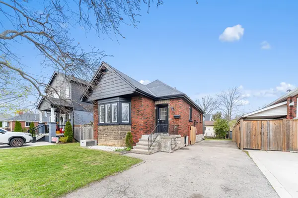 53 Brucedale AVE E, Hamilton, ON L9A 1N2