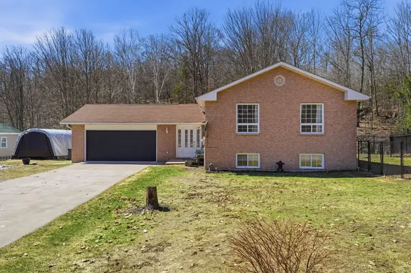 122 Gaebel RD, Bancroft, ON K0L 1C0