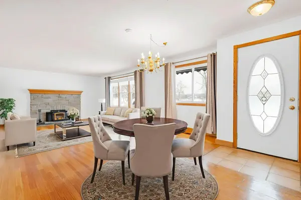 556 Rosebush RD, Quinte West, ON K0K 2C0