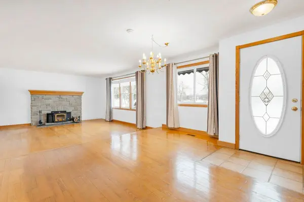 556 Rosebush RD, Quinte West, ON K0K 2C0