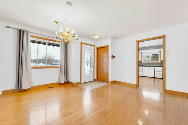 556 Rosebush RD, Quinte West, ON K0K 2C0