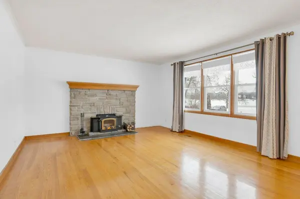 556 Rosebush RD, Quinte West, ON K0K 2C0