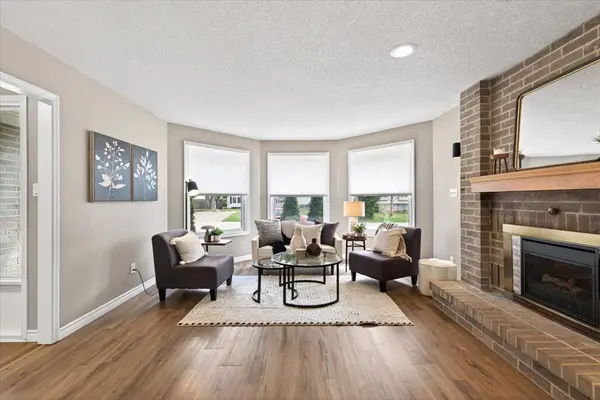 576 Helen ST, Strathroy-caradoc, ON N0L 1W0