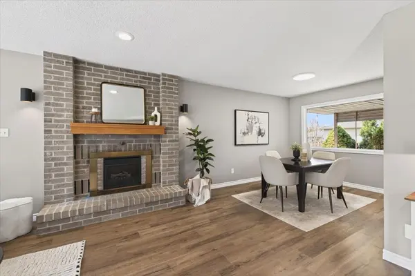 576 Helen ST, Strathroy-caradoc, ON N0L 1W0