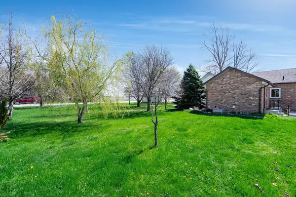 229 Erie St. ST S, Chatham-kent, ON N0P 1W0