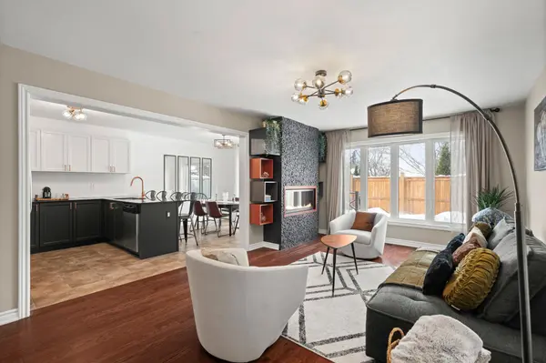 166 Lily Pond ST, Kanata, ON K2M 0J5