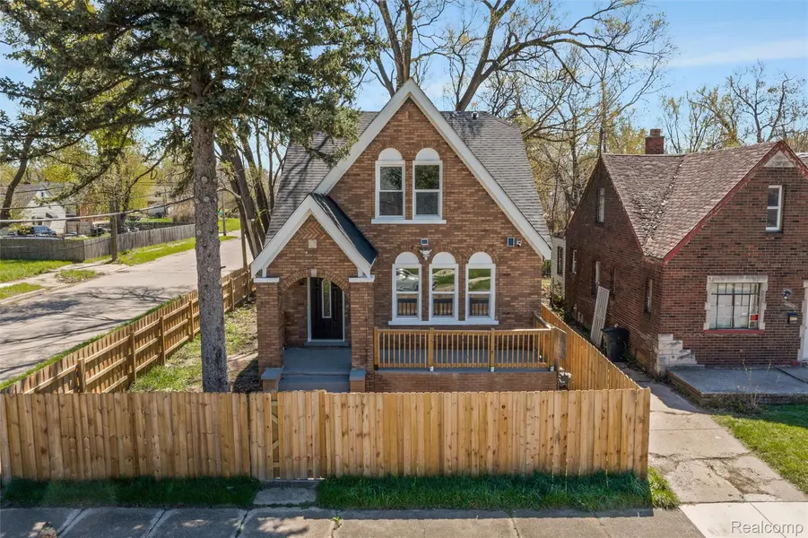 12352 Maiden ST, Detroit, MI 48213