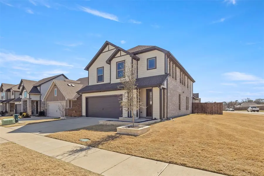 551 Ruthye Lane, Pilot Point, TX 76258