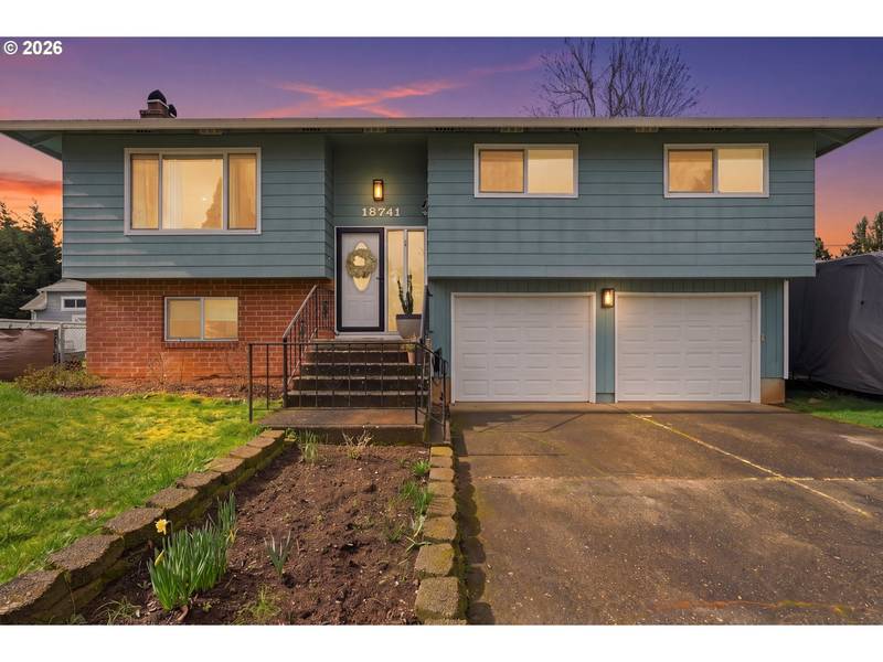 18741 ALLEGHENY DR, Oregon City, OR 97045