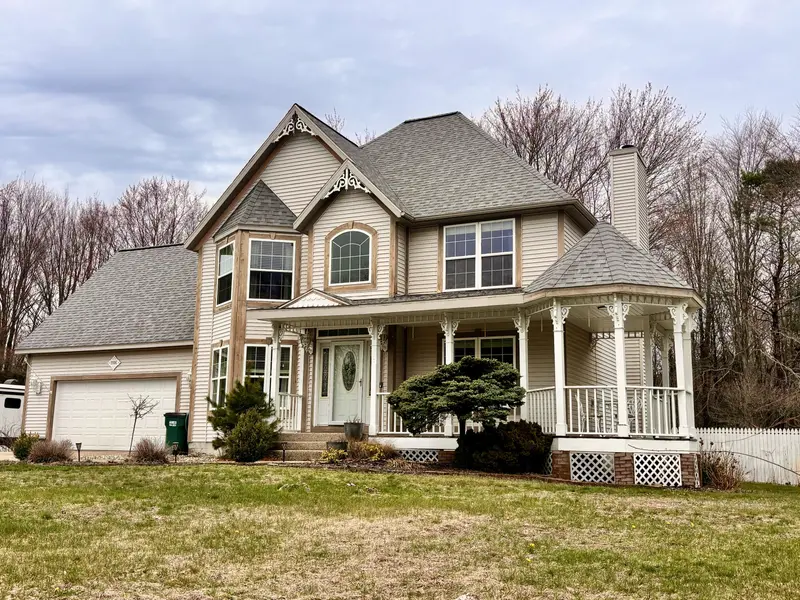 1106 Brookway CT, Norton Shores City, MI 49441