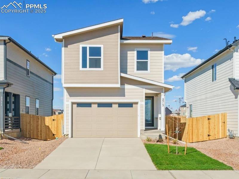 2513 Milano WAY, Pueblo, CO 81001
