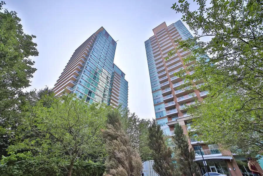 80 Western Battery RD #212, Toronto C01, ON M6K 3S1