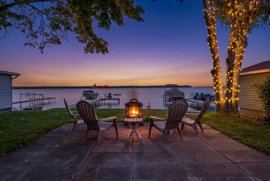 122 Blue Heron DR, Georgina, ON L0E 1N0