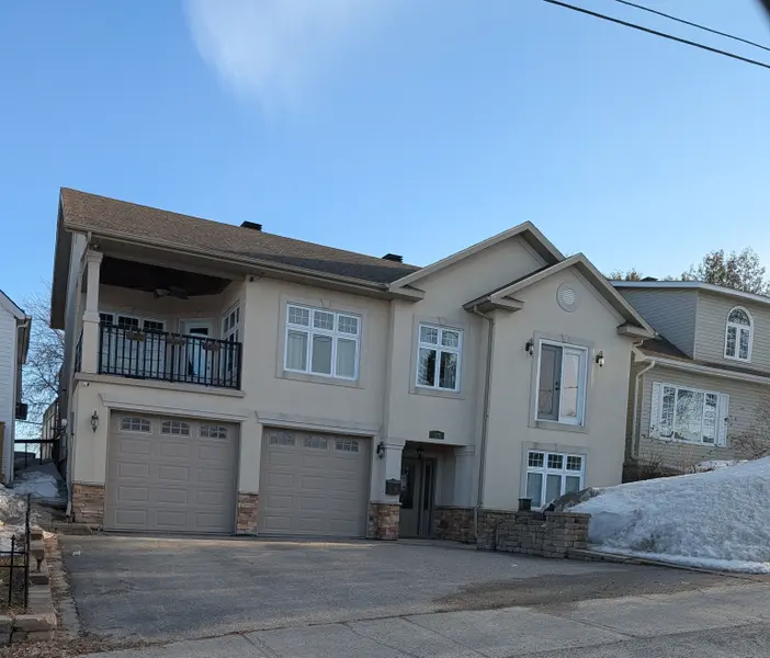 417 James AVE, Timmins, ON P4N 5T1