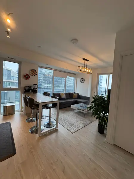 70 Annie Creig DR #904, Toronto W06, ON M8V 0G2