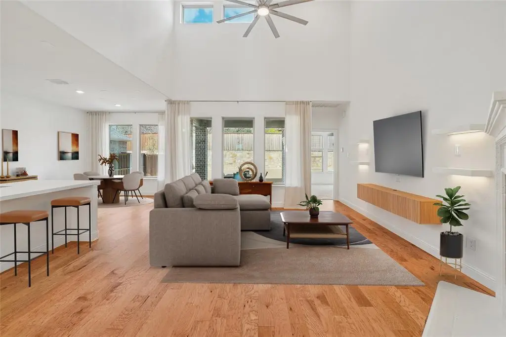 321 Fulton Street, Oak Point, TX 75068