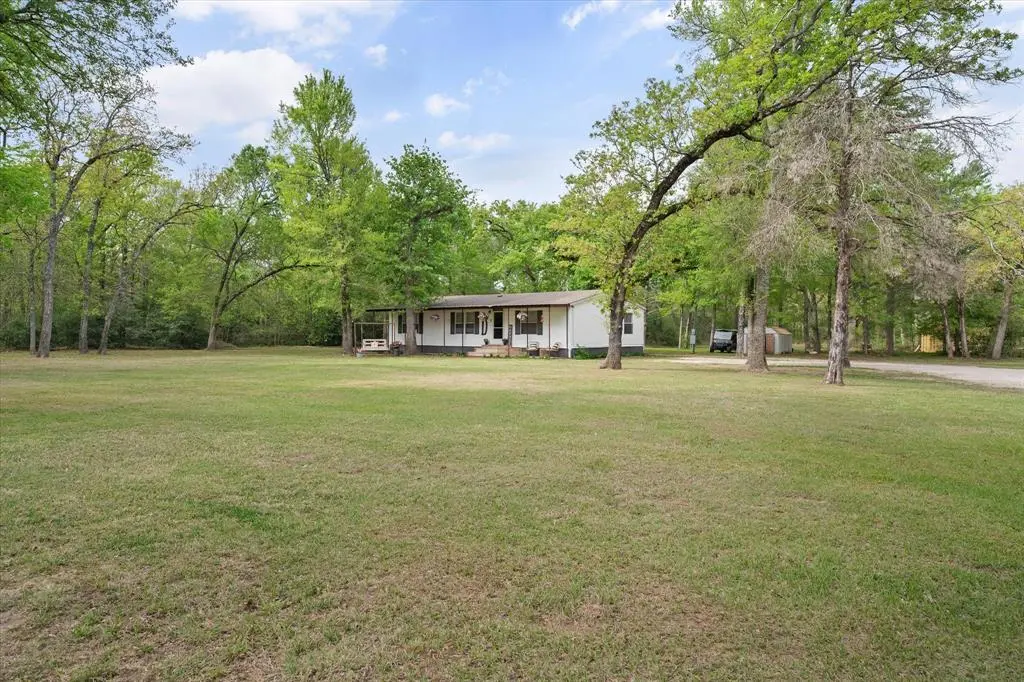 379 FCR #161, Streetman, TX 75859