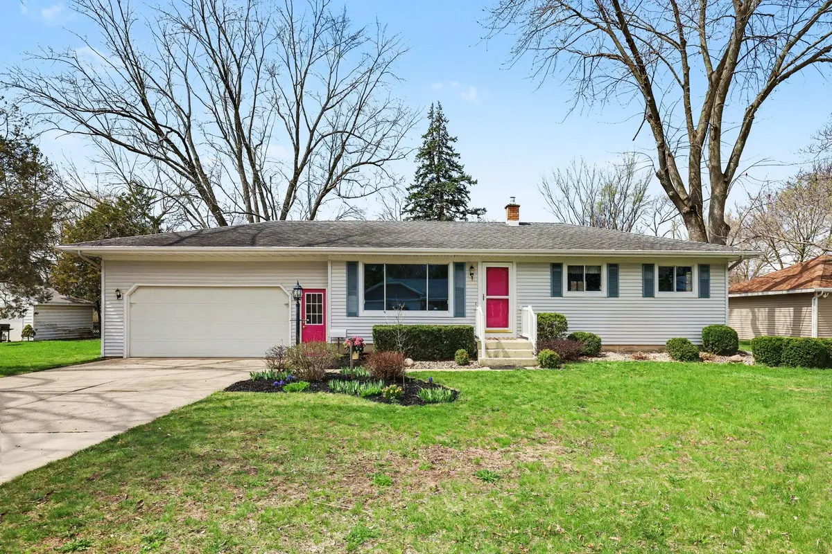 4005 Costa AVE NE, Plainfield Twp, MI 49525