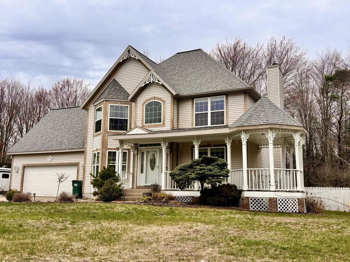 1106 Brookway CT, Norton Shores City, MI 49441