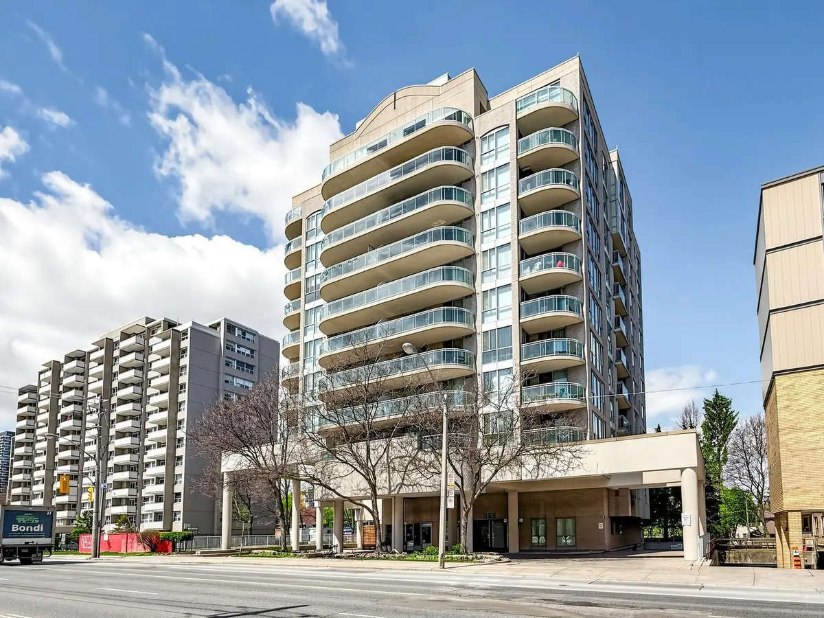 398 Eglinton AVE #203, Toronto C10, ON M4P 3H8