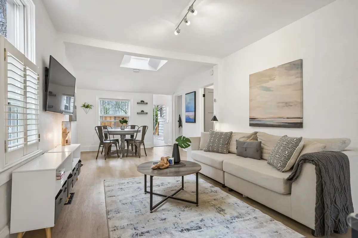 60 Haig AVE, Toronto E06, ON M1N 2W1