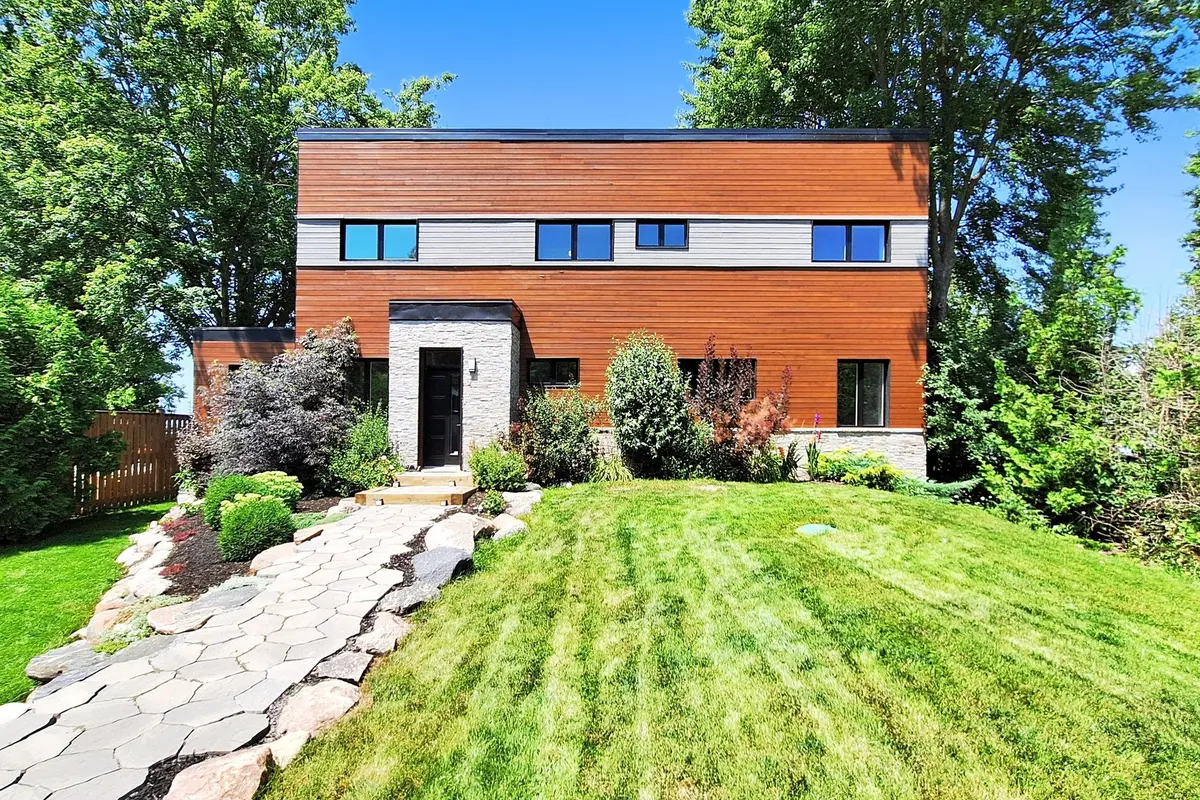 44 Irving DR, Georgina, ON L0E 1N0