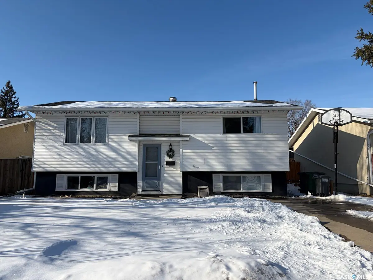 366 Meighen CRESCENT, Saskatoon, SK S7L 4W7
