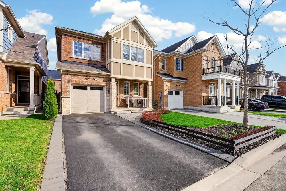 446 Grey LNDG, Milton, ON L9E 0B3