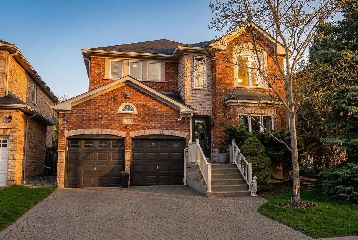 491 Pettit TRL, Milton, ON L9T 6N9