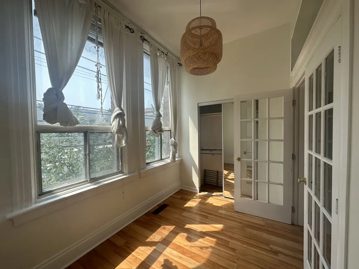 1504 Queen ST W #2A, Toronto W01, ON M6R 1A4