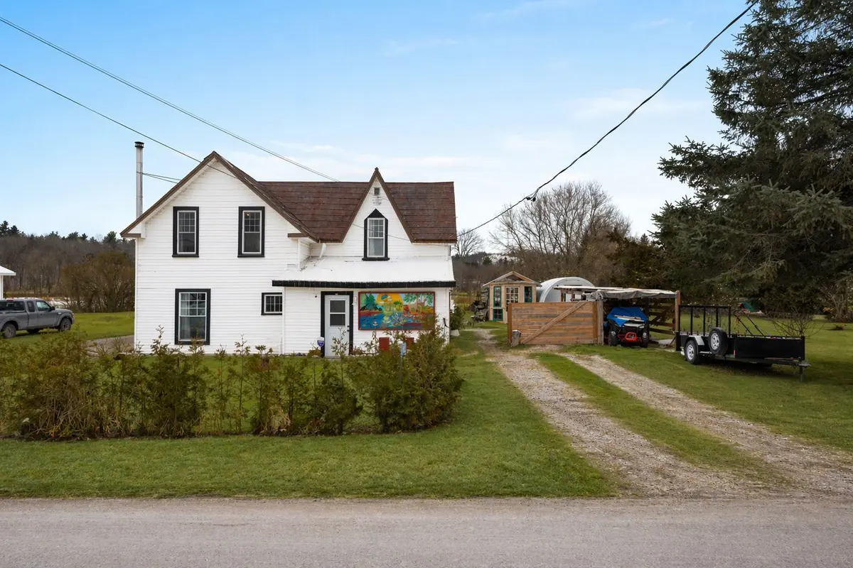 1022 Brock RD, Frontenac, ON K0H 2E0