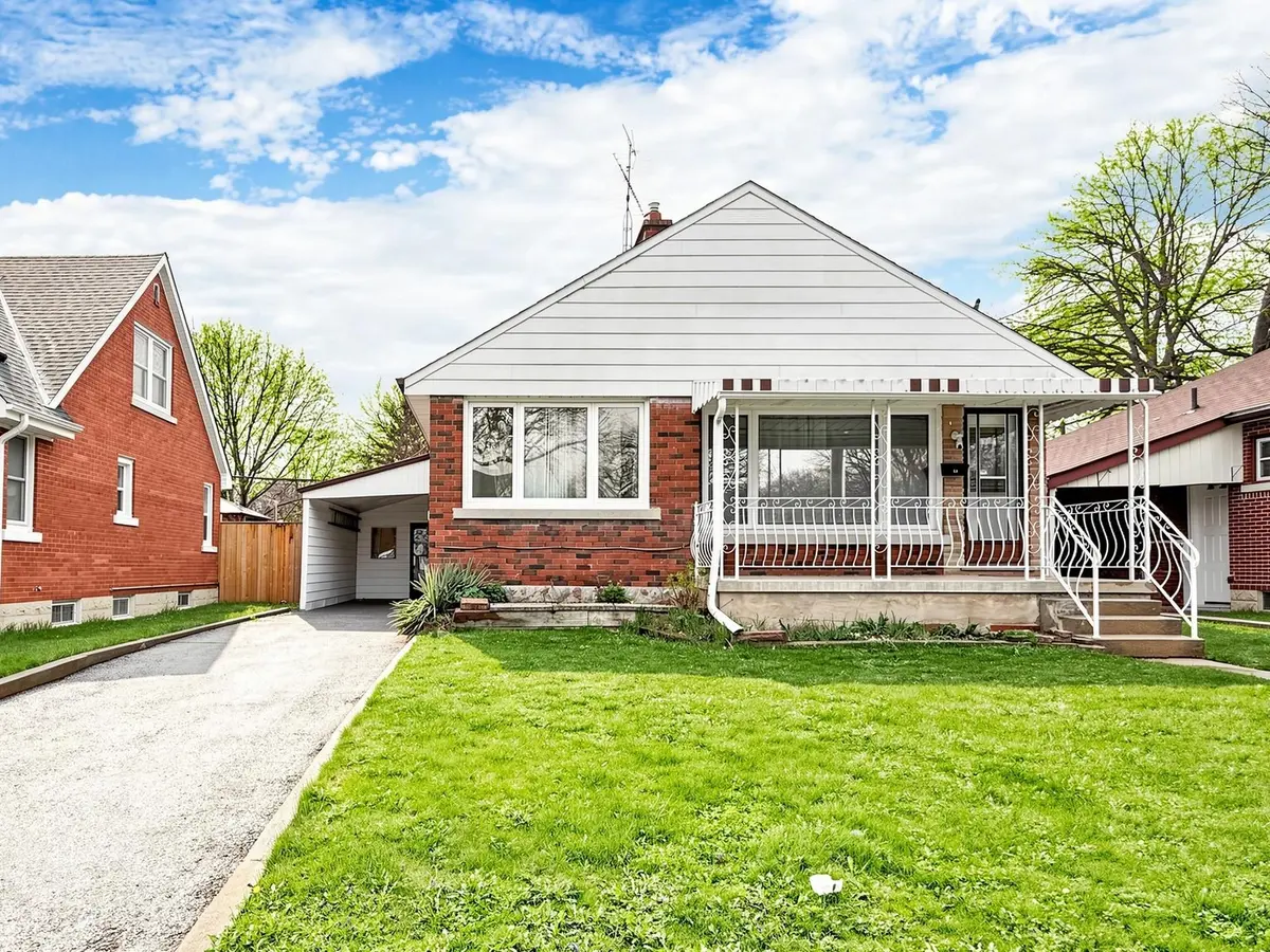 48 Christopher DR, Cambridge, ON N1R 4R6