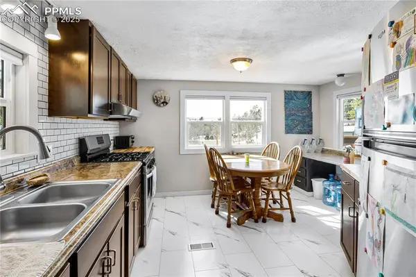 358 Fern RD, Woodland Park, CO 80863