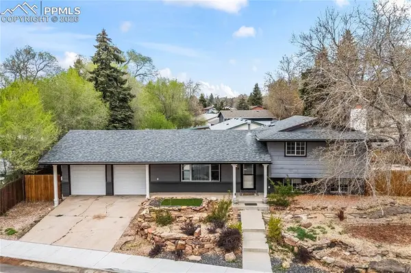 4518 Moffat LN, Colorado Springs, CO 80915