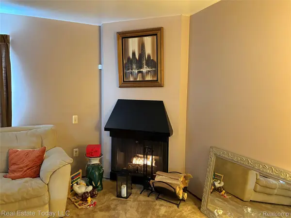 25064 Champlaign DR #9B, Southfield, MI 48034