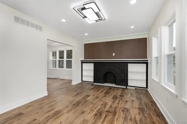 12352 Maiden ST, Detroit, MI 48213