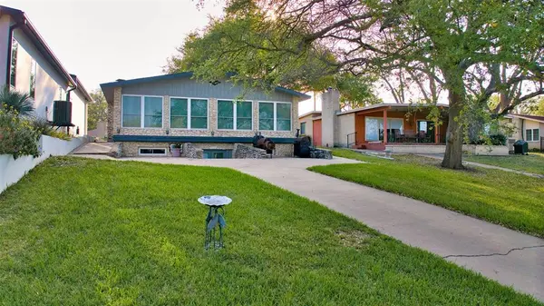 108 Riverside Drive, Kingsland, TX 78639