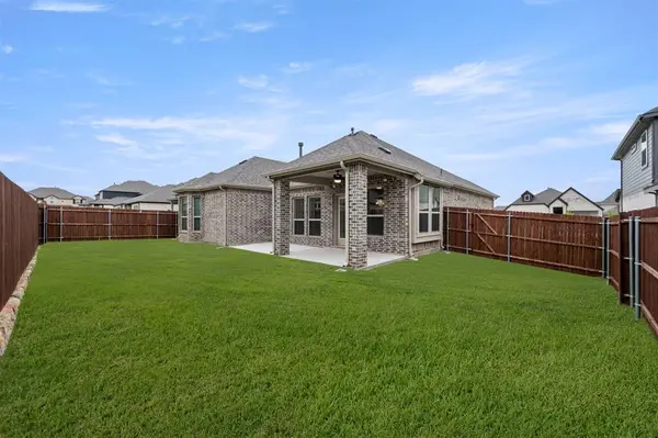 6716 Rosby Avenue, Fort Worth, TX 76123